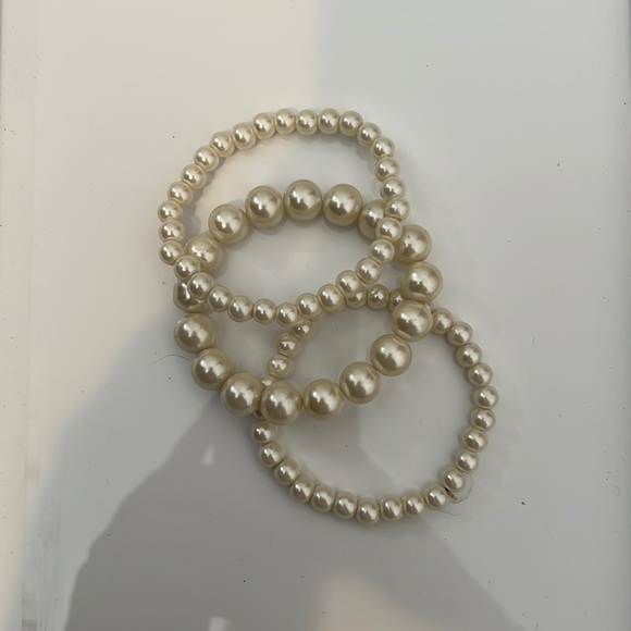 Stackable Pearl Bracelets - Picture 1 of 1